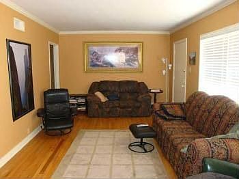 2nd image of 4016 Hilldale Ave