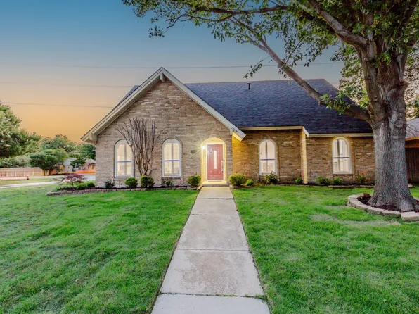 1909 Campbell Ct, Richardson, TX 75080