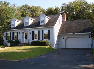 11 W Diane Rd, Peabody, MA 01960