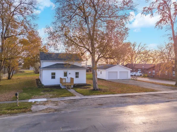 401 S 6th St, Cornell, IL 61319