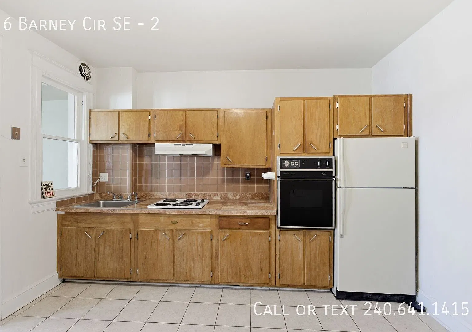 Charming 2 BR/1 BA Apartment in Hill East! — Photo 4