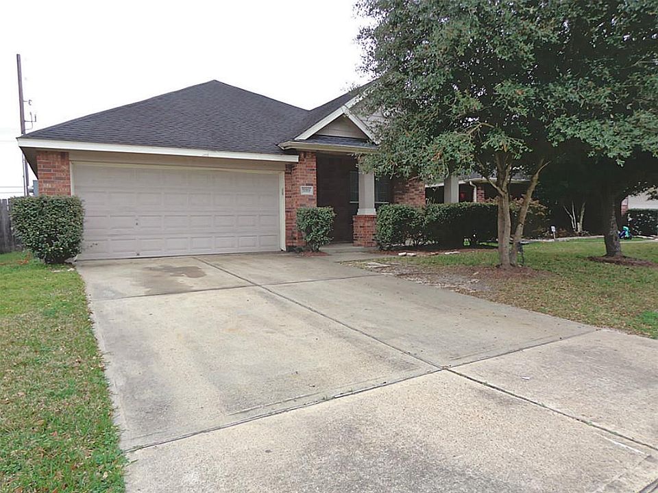 1st image of 7019 Desert Bluff Ln