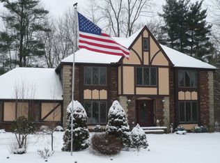 16881 Bennett Rd, North Royalton, OH 44133