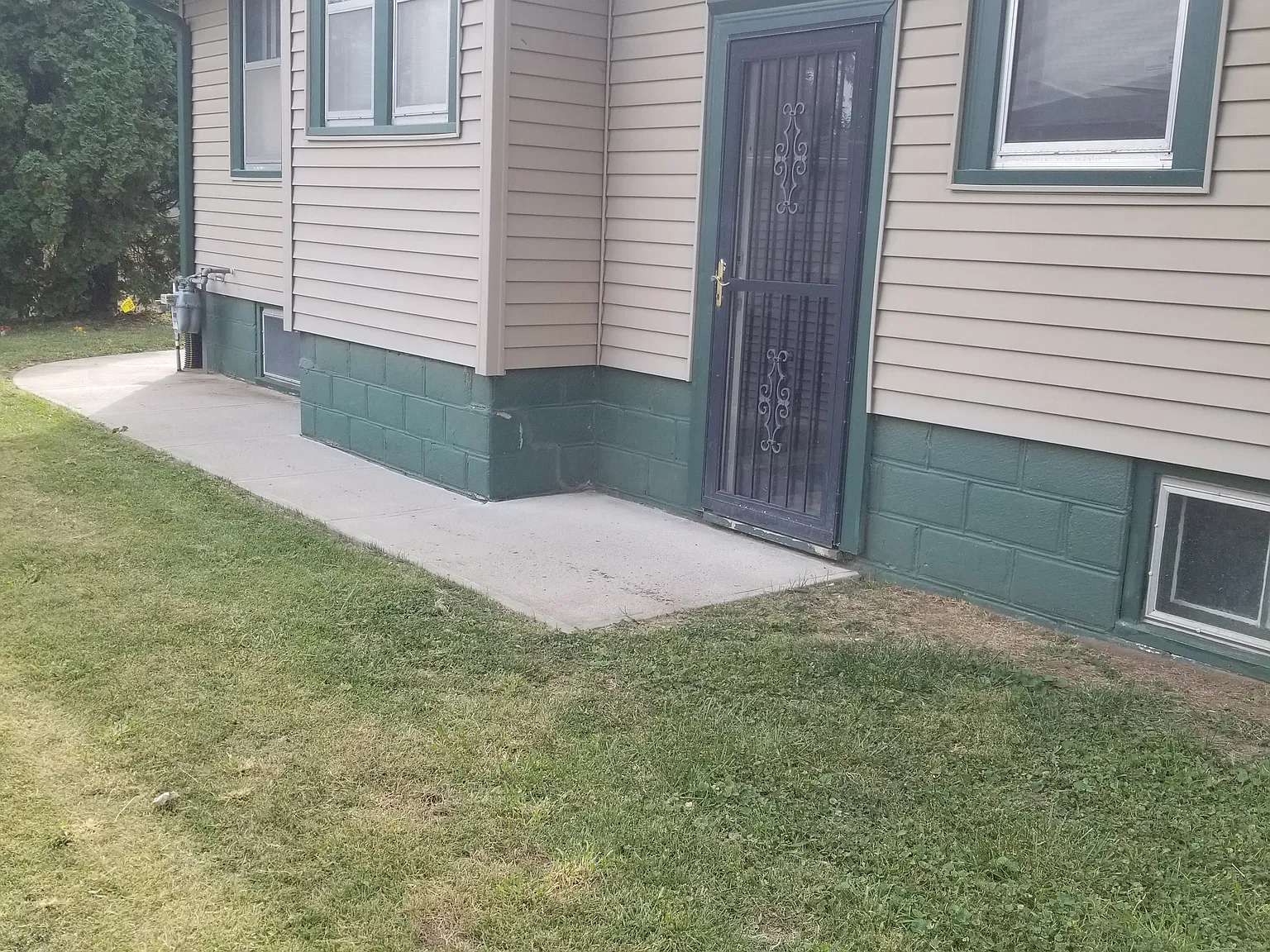 4028 Corby St — Photo 3