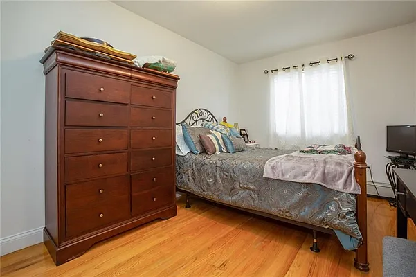 Sold by Ben Bay Realty Co. of Bay Ridge | media 11