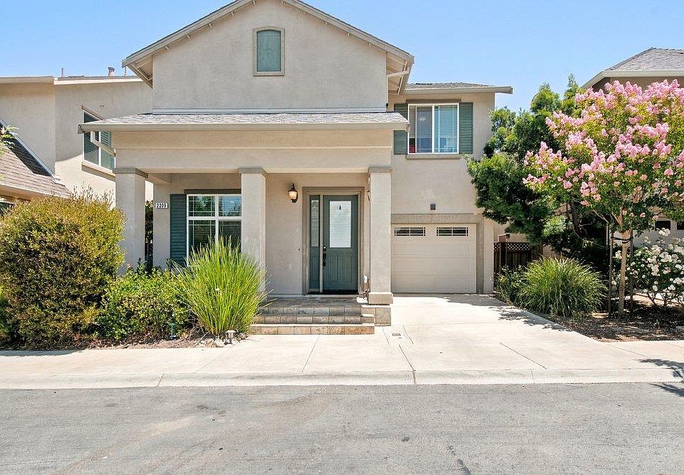 1st image of 2209 Sahara Cir
