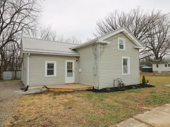 45 N Railroad St, New London, OH 44851