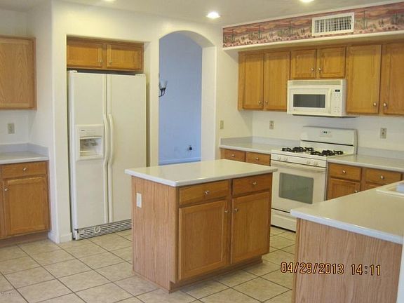 Kitchen with Island