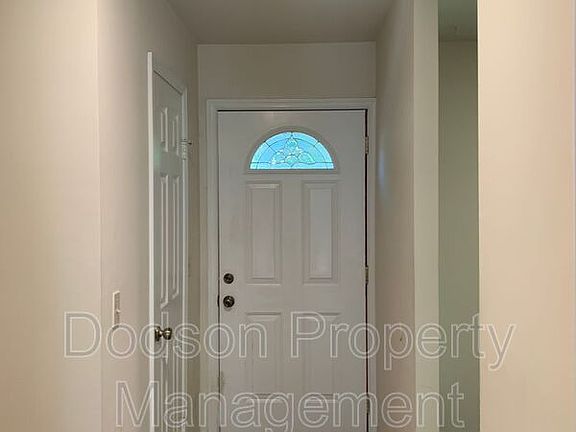 3rd image of 10725 Brice Ct