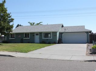 3144 Iris St, West Richland, WA