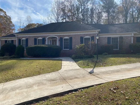 229 Smithstone Path, Fayetteville, GA 30214
