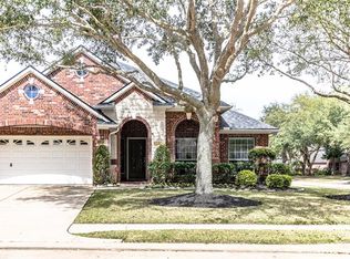 3302 Long Briar Ln, Sugar Land, TX 77498