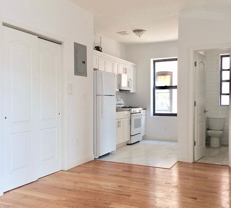 1st image of 2201 Amsterdam Ave APT 4C