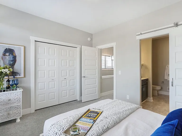 259 W Western Ave — Photo 12