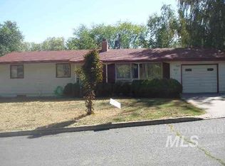 913 E Lewis St, Moscow, ID 83843