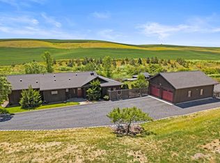 4261 Grove Rd, Endicott, WA 99125