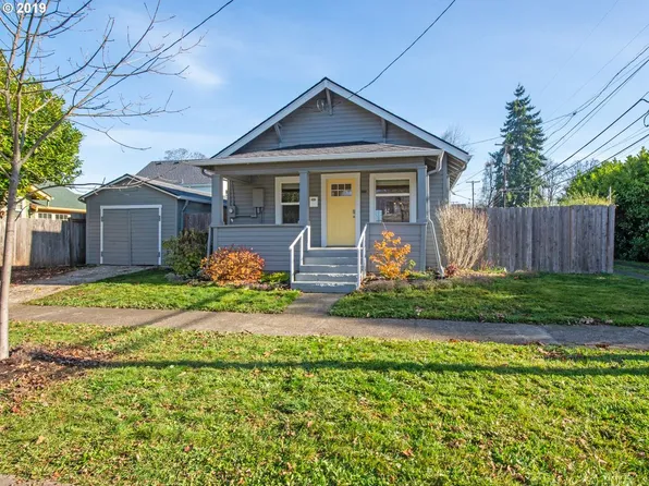 633 4th St, Springfield, OR 97477