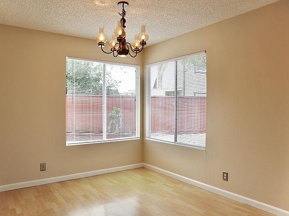 5th image of 33910 Juliet Cir