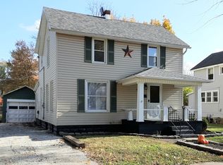 672 Maple St, Fostoria, OH 44830