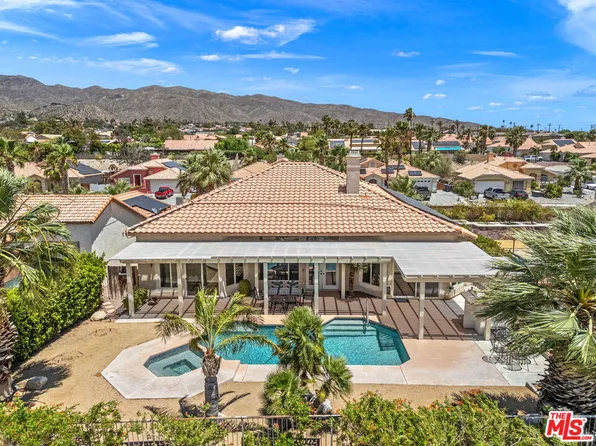 9891 El Rio Ln, Desert Hot Springs, CA 92240
