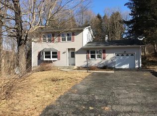 85 Washington Dr, Highland Mills, NY 10930