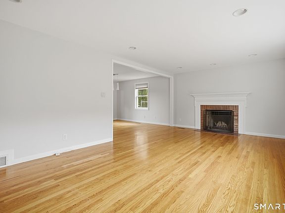 4th image of 127 Haynes Road