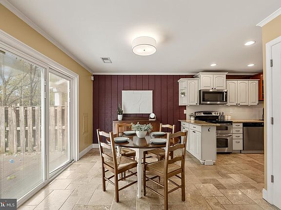 4th image of 18702 Ginger Ct