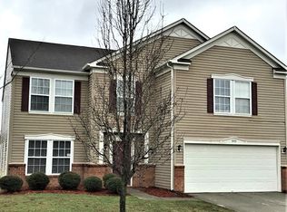 1933 Hamilton Forest Dr, Charlotte, NC 28216