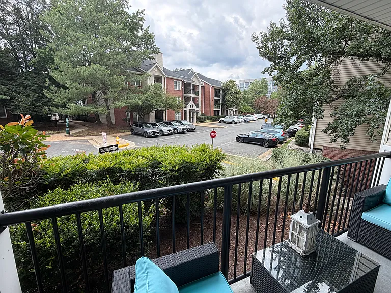 3313 Wyndham Cir #1220 — Photo 35