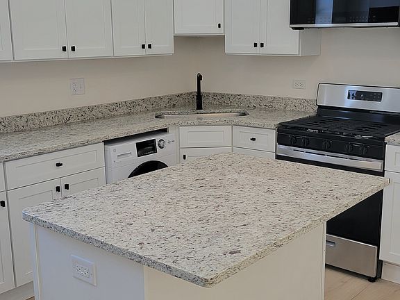3rd image of 1308 N Homan Ave APT 2