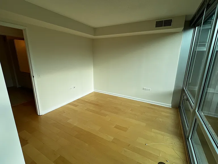 9655 Woods Dr #406 — Photo 14