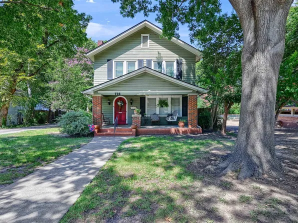 706 N Woods St, Sherman, TX 75092