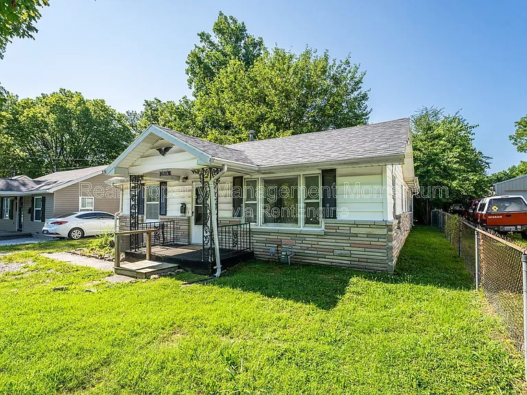 2804 W Washita St — Photo 2
