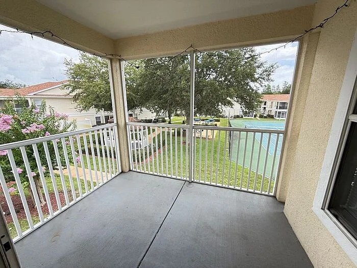 8844 Grand Palms Cir #B — Photo 46