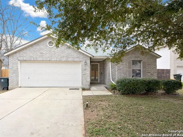 419 Aaron Ln, New Braunfels, TX 78130