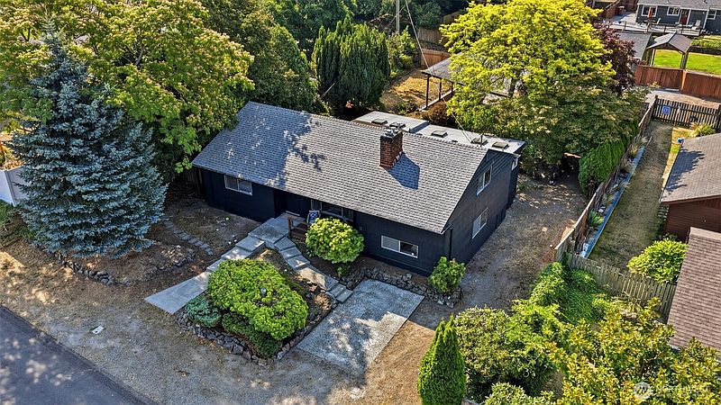 4th image of 5710 N 43rd Street