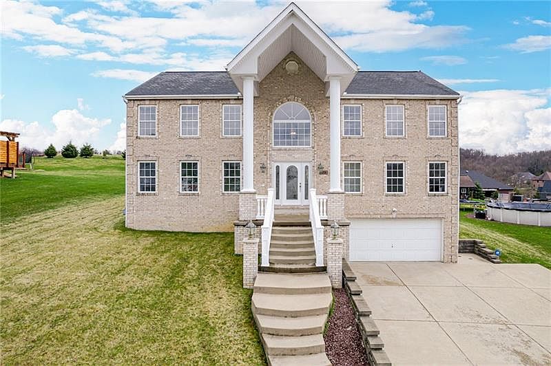 1st image of 820 Peregrine Dr