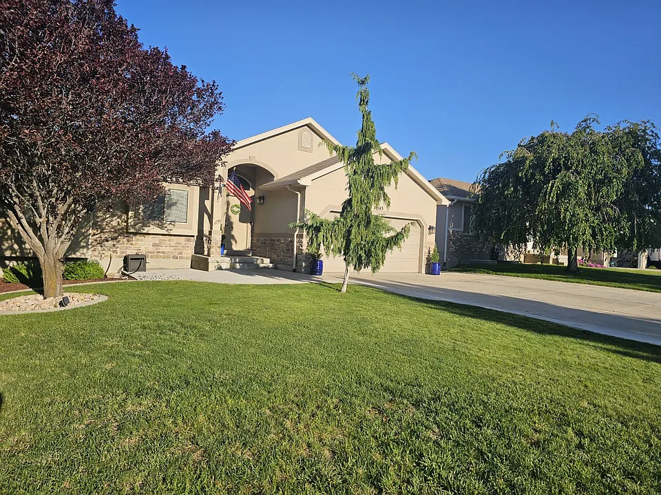 14143 S Prospero Ln