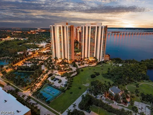 3000 Oasis Grand Blvd APT 1407, Fort Myers, FL 33916