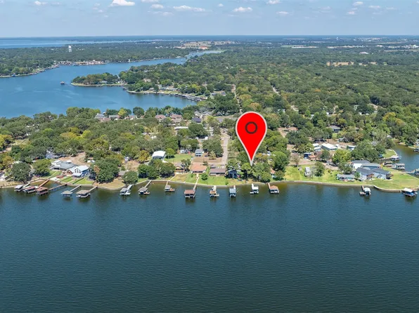 107 Briarwood Dr, Gun Barrel City, TX 75156