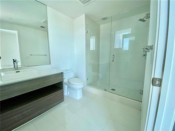 5th image of 1100 S Miami Ave #1408