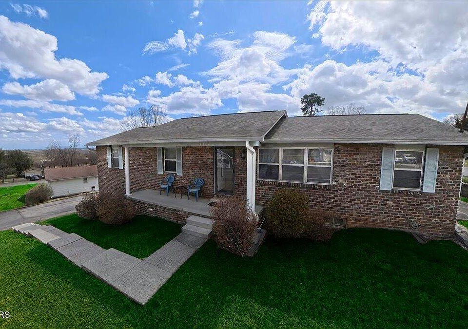 1st image of 9504 Bob Gray Rd