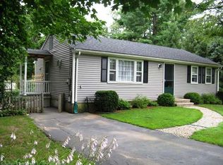 7 Pendleton Rd, Granby, CT 06035