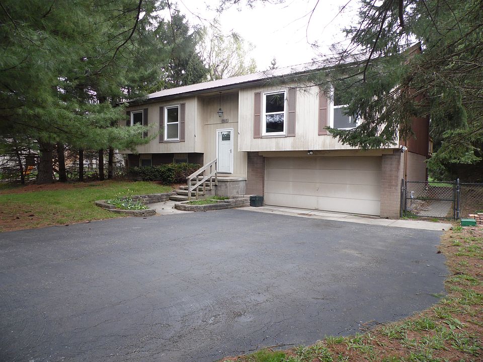 1st image of 907 Fairchild Ave
