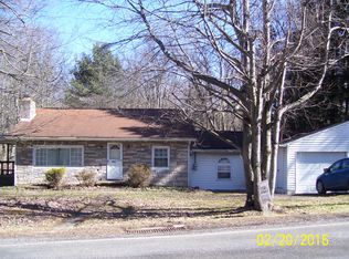 2016 Old Leechburg Rd, New Kensington, PA 15068