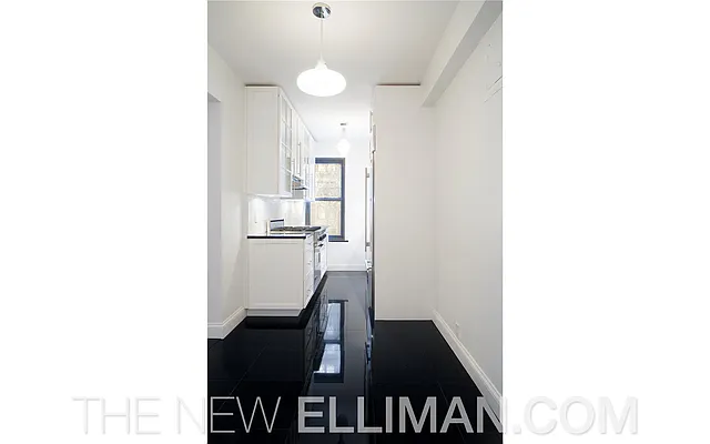 Sold by Douglas Elliman | media 15