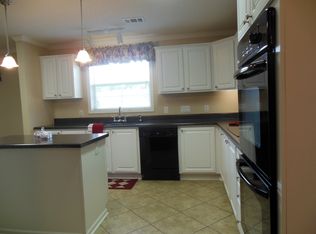 1000 Finney Rd, Batesville, AR 72501