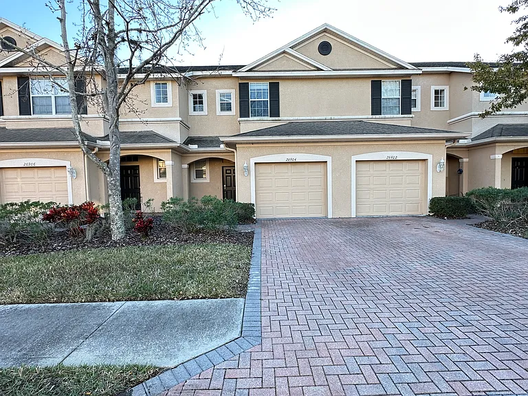 26904 Juniper Bay Dr — Photo 1