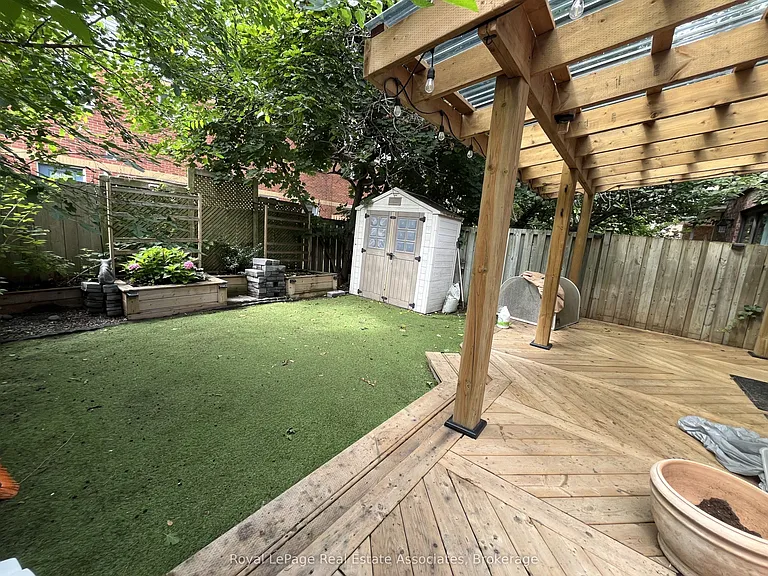 1112 Gable Dr — Photo 8