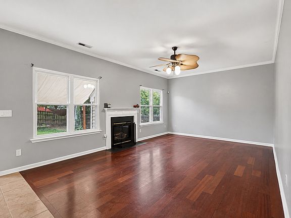 5th image of 2115 Ponty Pool Dr